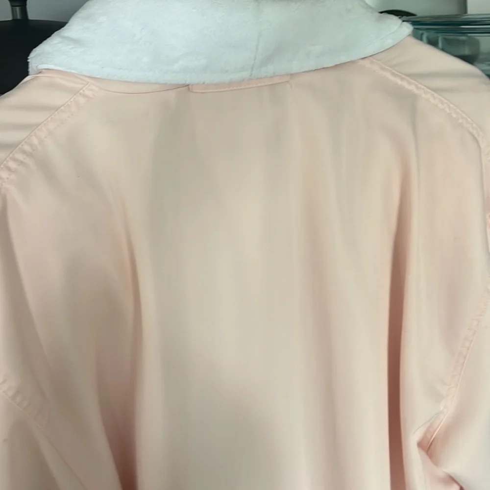 Classic Long Shawl Collar Robe - Peach color Sz M - Picture 8 of 16